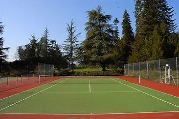 호텔 Domaine Des Cedres - Hotel, Gites Et Insolites Villebois